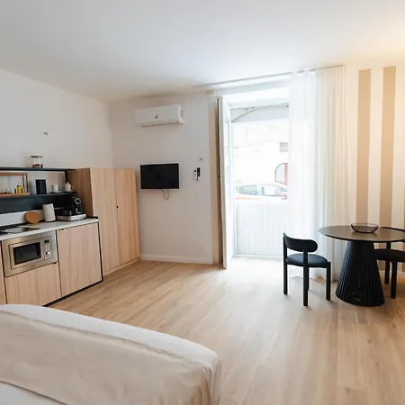 Xenia & Aparthotel *