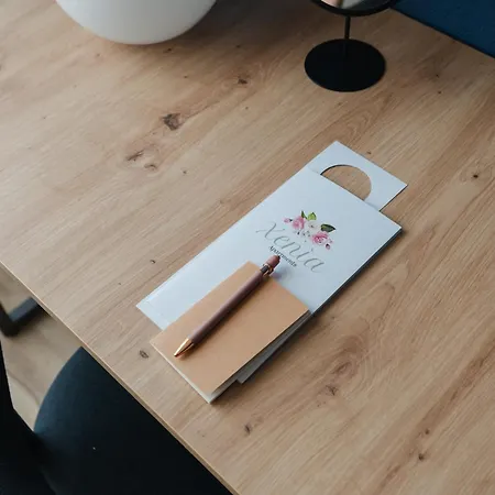 アパートホテル Xenia & 4*