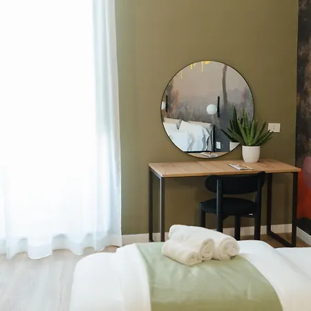 アパートホテル Xenia & 4*