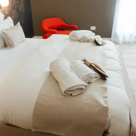 Xenia & アパートホテル