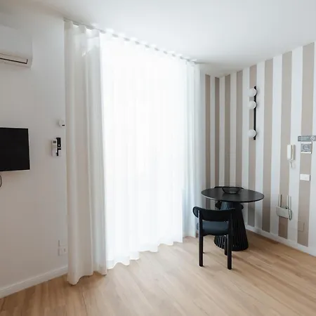 Xenia & シラクーサ