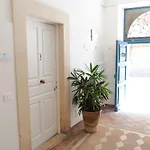 Xenia & Apartahotel 4*